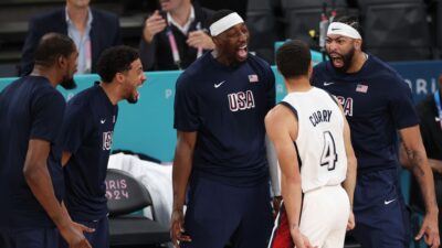 Team USA players' hilarious pregame reaction on a failed shot of Curry