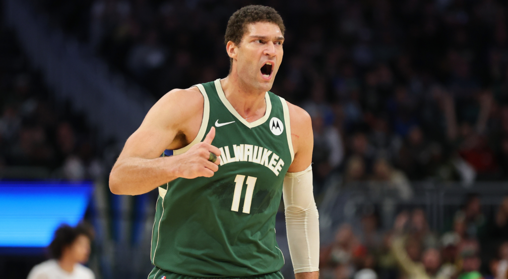 Bucks won't trade Brook Lopez