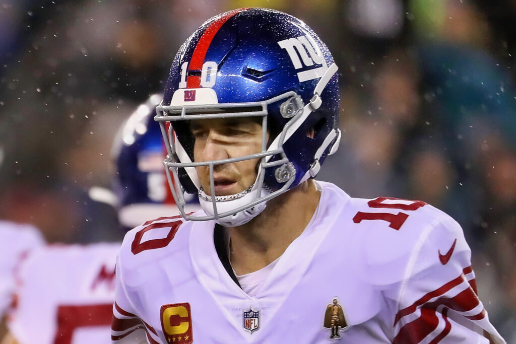 No. 1 Overall Quarterbacks Who Were Benched By Their Teams: Eli Manning