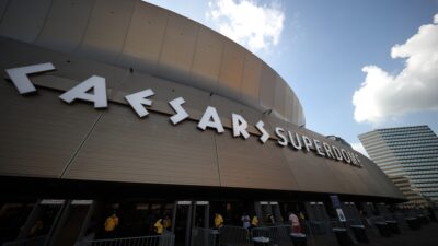 Caesars Superdome exterior