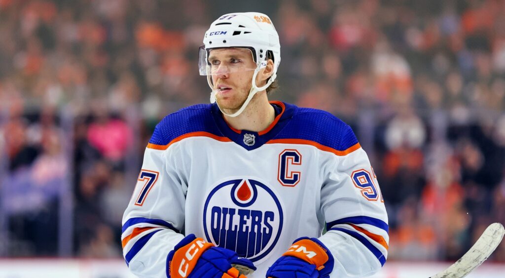 Connor McDavid of Edmonton Oilers looking on.