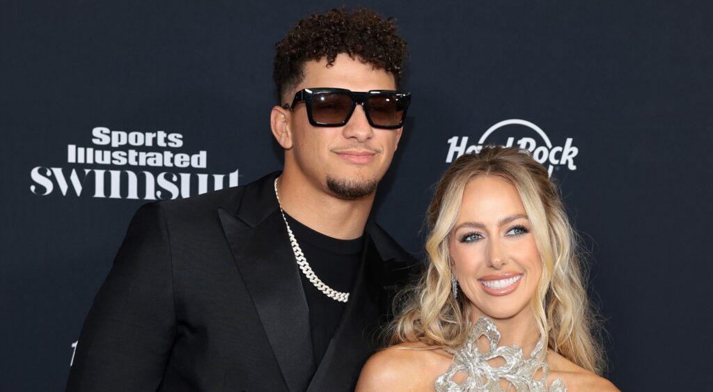 Patrick and Brittany Mahomes posing