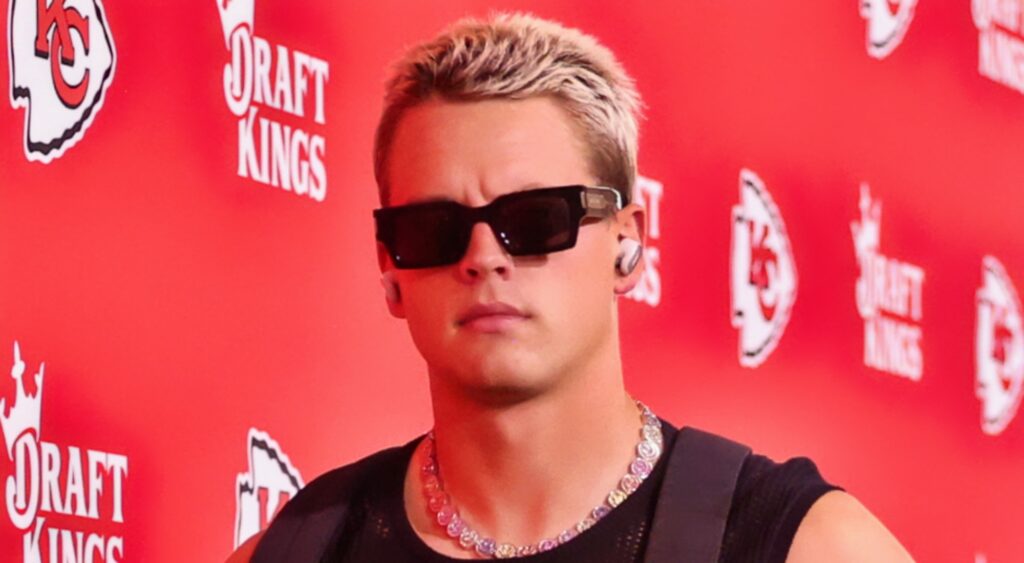 Joe Burrow arriving at game vs Chiefs.