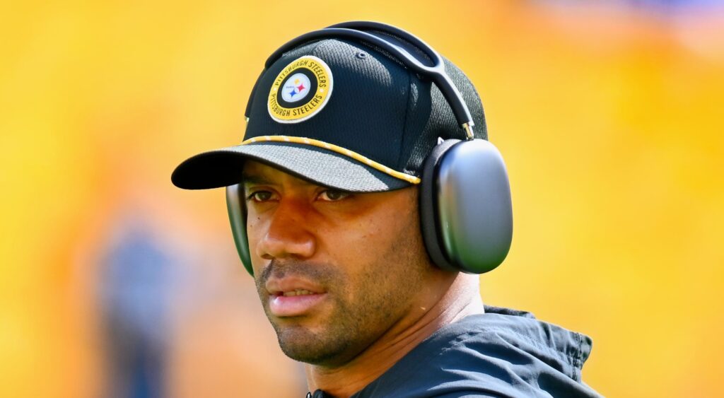 Russell Wilson of Pittsburgh Steelers looking on.