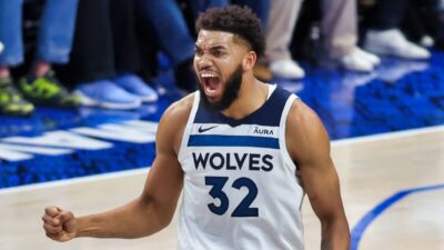 Karl-Anthony Towns joins the Knicks through a trade