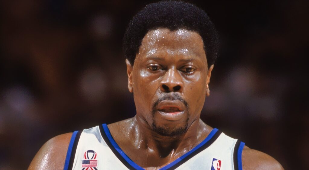 Former NBA player Patrick Ewing apologized to the Knicks fans at the time of his retirement from the NBA in 2002