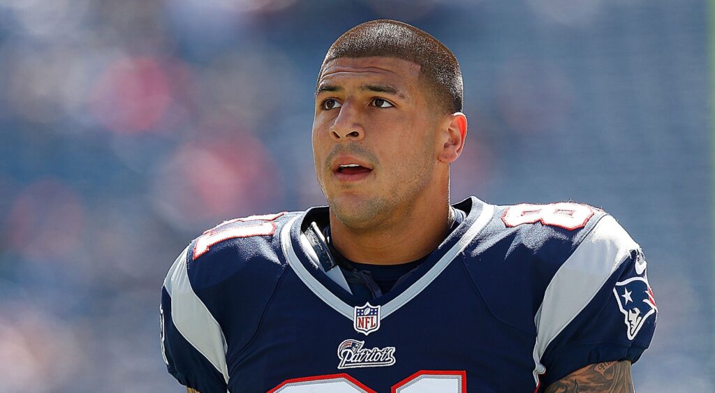 Aaron Hernandez playing for New England Patriots