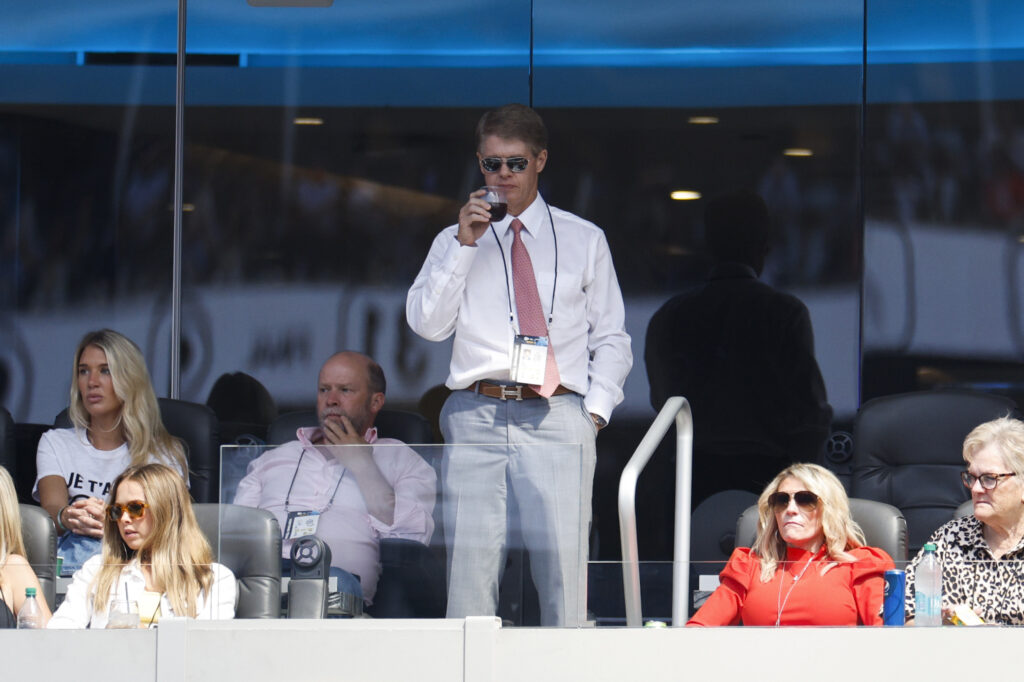 Richest NFL owner: Clark Hunt