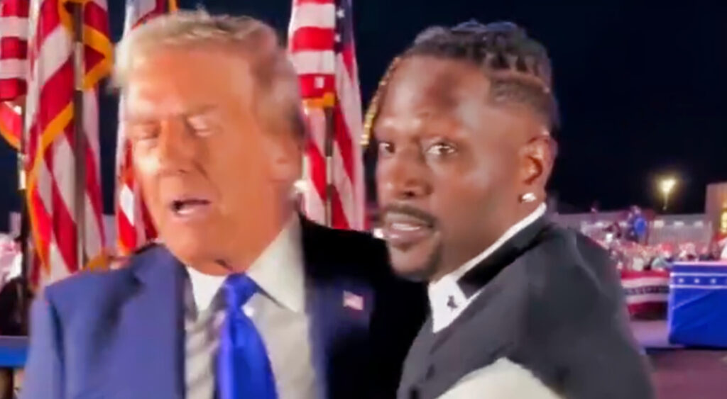 Donald Trump next to Antonio Brown