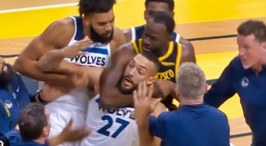 Karl-Anthony Towns recalls infamous chocking of Draymond Green from last season