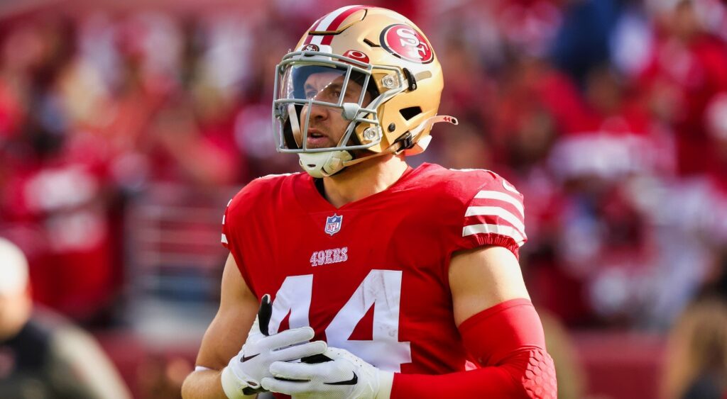 Kyle Juszczyk playing football