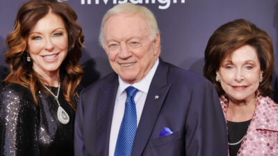 Jerry Jones with his wife and daughter