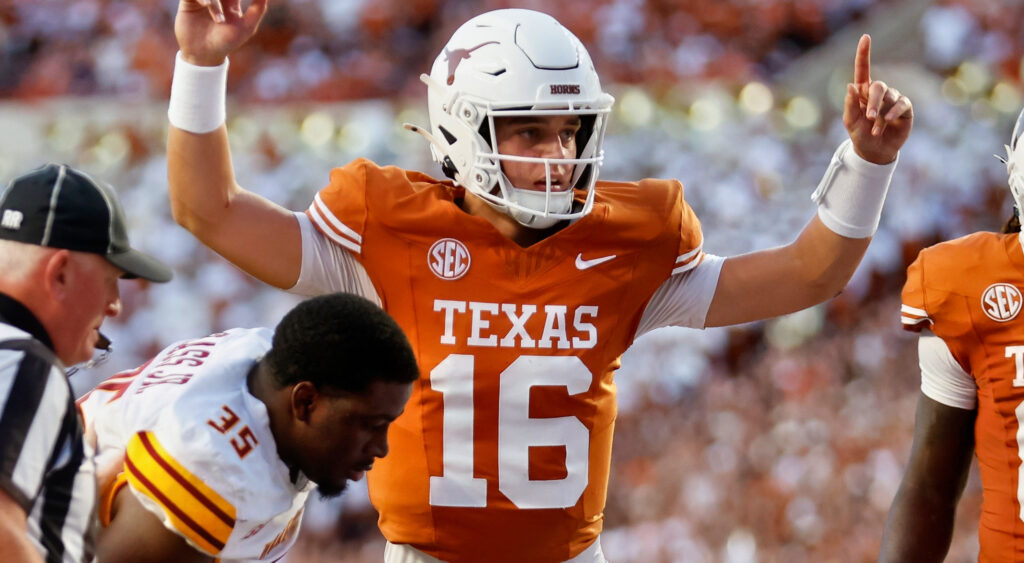 Arch Manning in Texas uniform