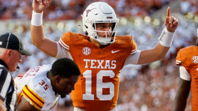 Arch Manning in Texas uniform