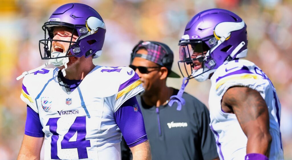 Minnesota Vikings react during game.