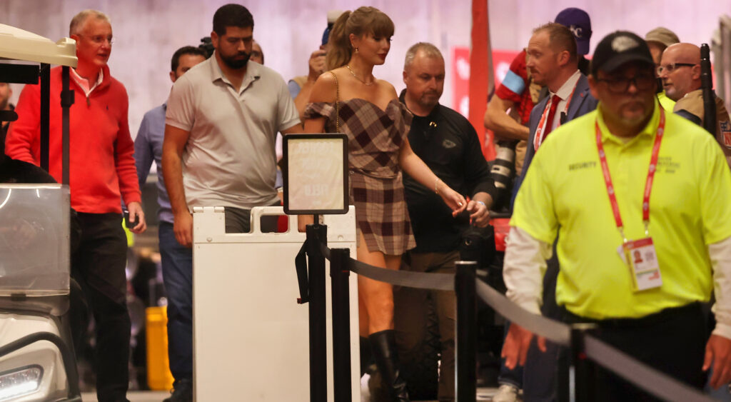 Taylor Swift Arriving at Chiefs game