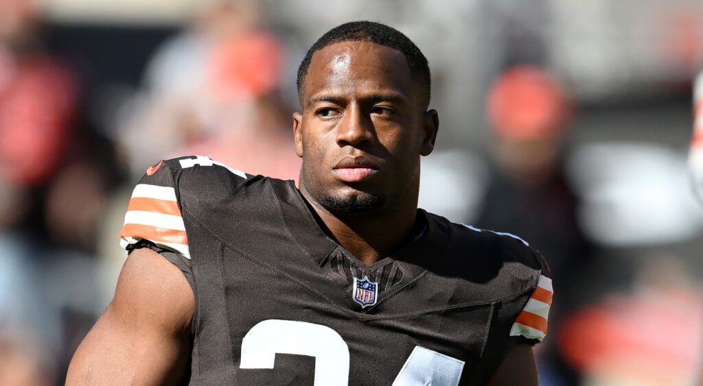 Nick Chubb of Cleveland Browns looking on.