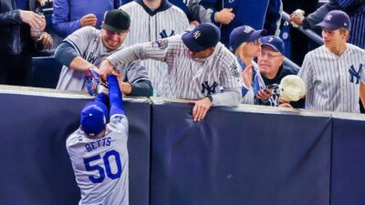 Mookie Betts and Yankees fans