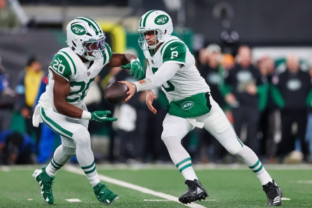 Who Is Responsible For The New York Jets' Offensive Struggles?