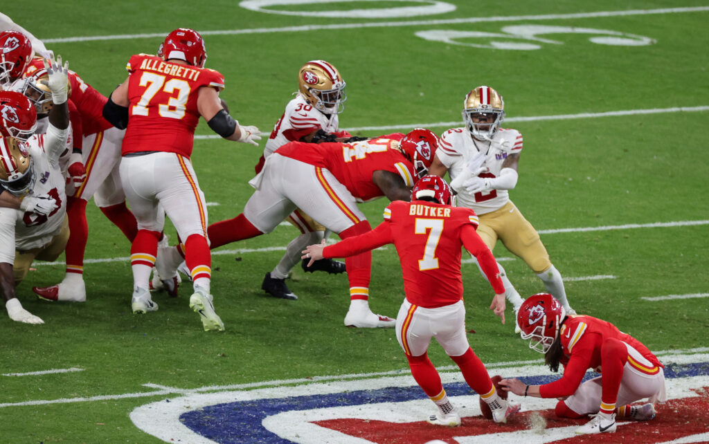 Kansas City Chiefs vs. San Francisco 49ers game preview with betting insights.