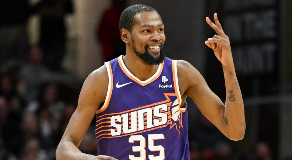 Kevin Durant discusses new deal with Phoenix Suns.