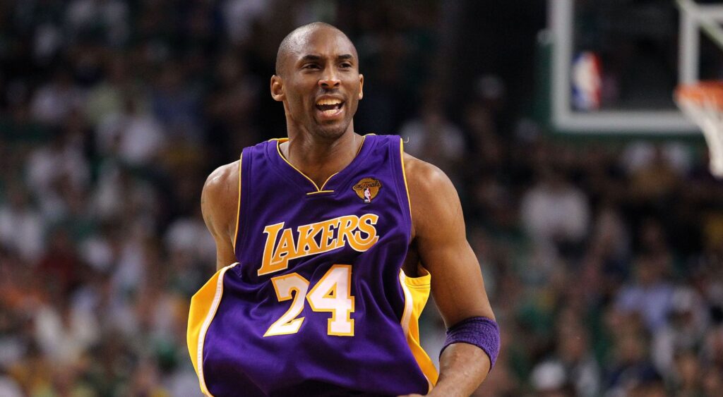 Kobe Bryant playing Los Angeles Lakers