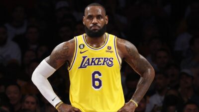 LeBron James' status for Lakers vs. Timberwolves game.