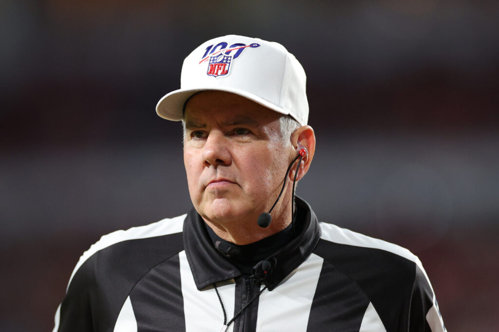 Average earnings of NFL game officials