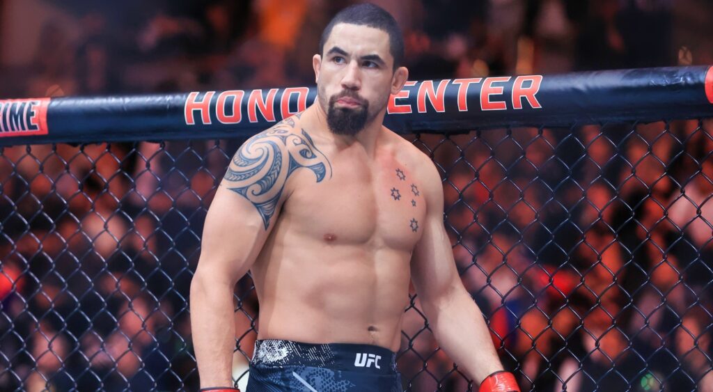 Robert Whittaker Reveals His longstanding dental issue