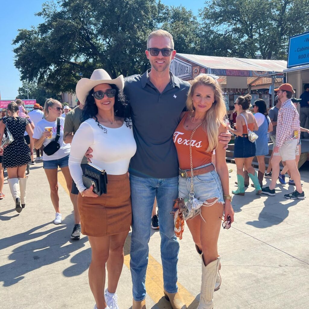 Jane Slater in cowgirl outfit