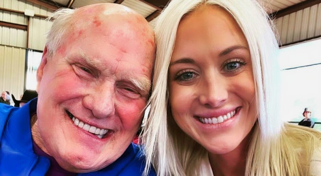 Terry Bradshaw poses for a photo with his daughter Erin.