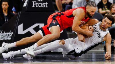 Victor Wembanyama's heated exchange with Dillon Brooks