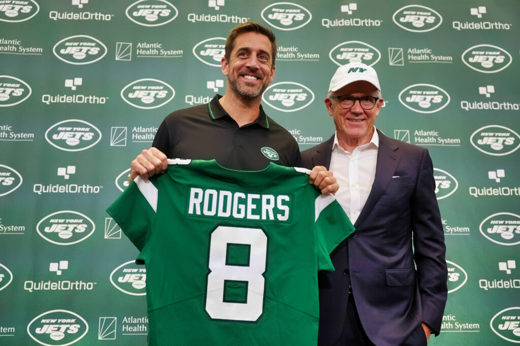 Woody Johnson signing Aaron Rodgers