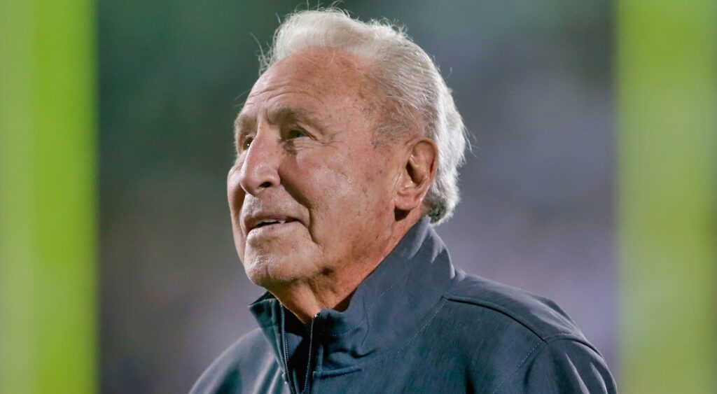 Lee Corso looking on