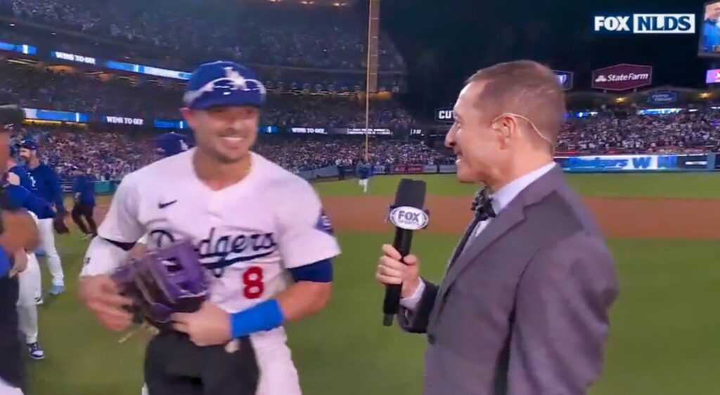 Kiké Hernández talking to Ken Rosenthal.