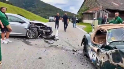 1948 Jaguar XK120 after getting wrecked