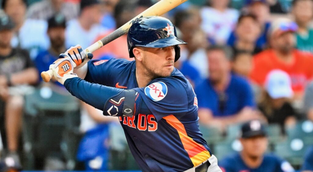 Former Yankees Catcher Heaps Huge Praise On Alex Bregman As Free Agency Gets Hot