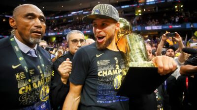 Stephen Curry wants to win fifth NBA titles