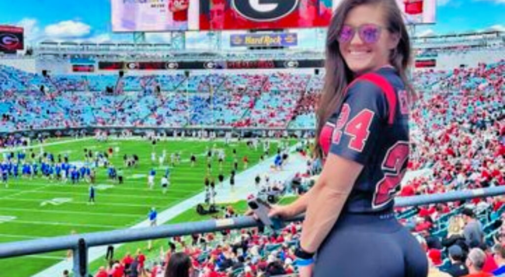 Georgia Bulldogs fan in spandex pants