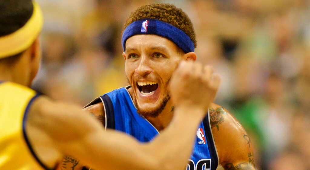 Delonte West staring at defender