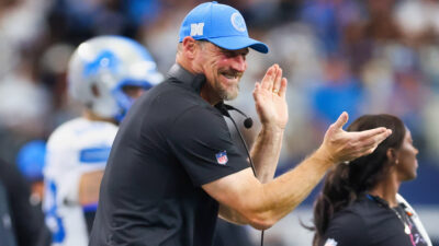 Photo of Dan Campbell clapping for article on Za'Darius Smith