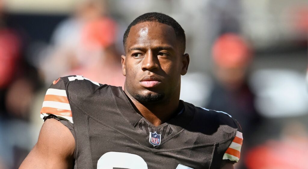 Nick Chubb of Cleveland Browns looking on.