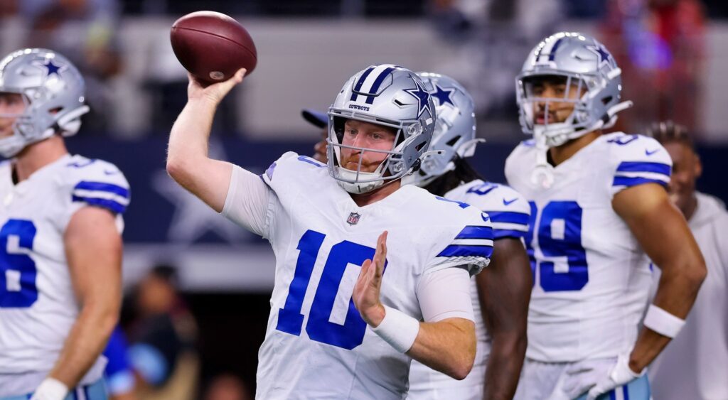 Cooper Rush and Dallas Cowboys warming up.