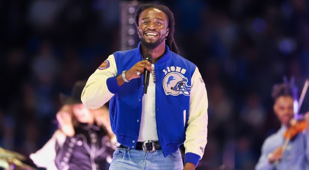 Shaboozey performing at Bears-Lions game