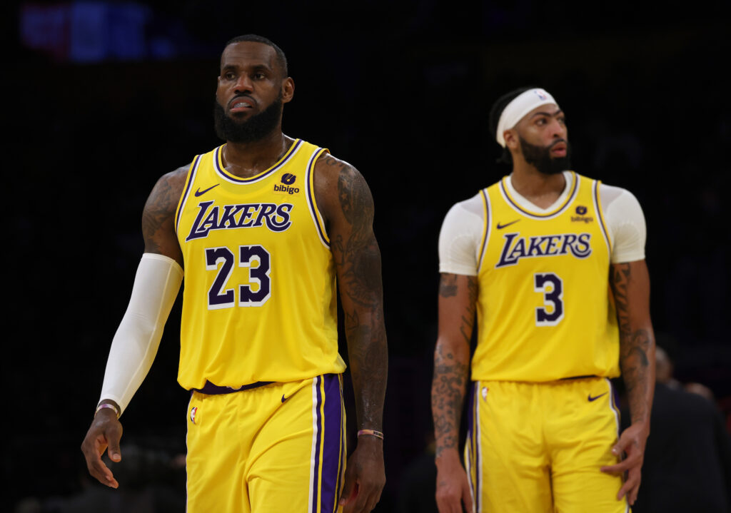 LeBron James annoyed by question on Lakers’ strategy without Anthony Davis