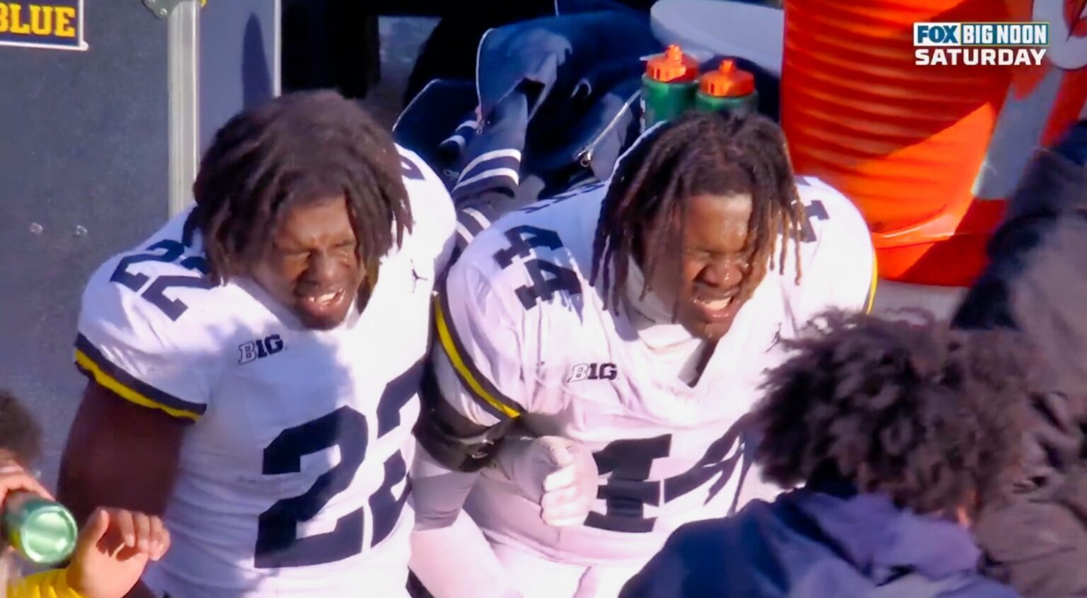 VIDEO Cameras Caught Michigan Players Struggling Mightily After