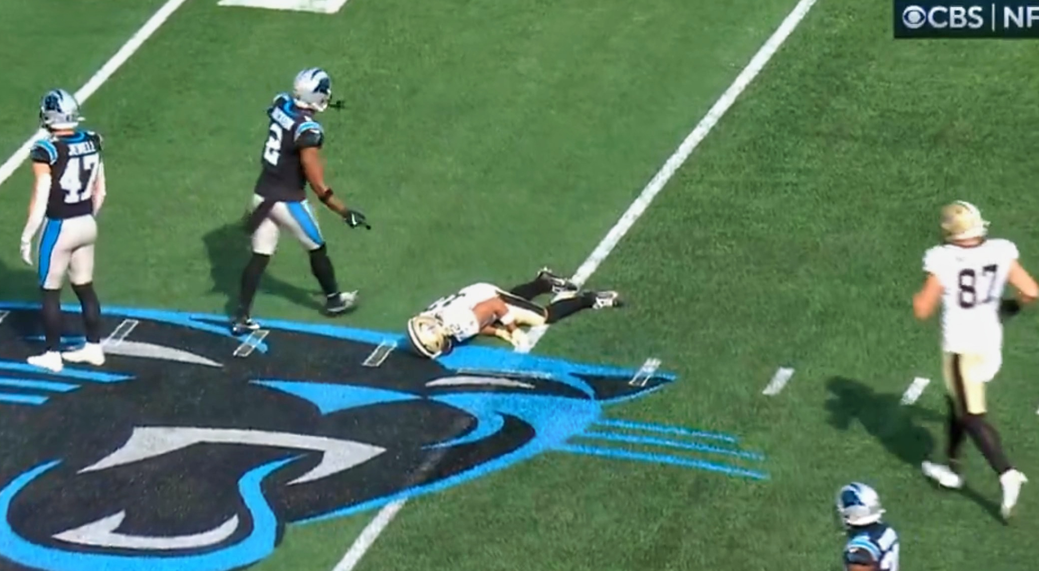 VIDEO: New Orleans Saints WR Chris Olave Was Knocked Unconscious After ...