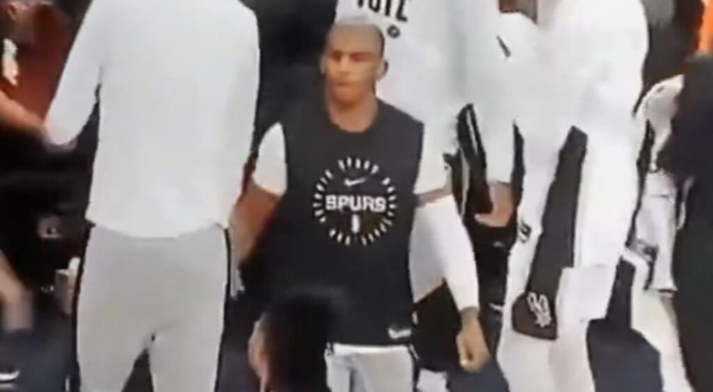 Chris Paul of San Antonio Spurs reacts before game.