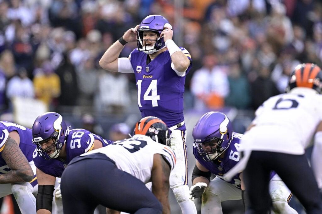 Chicago Bears vs. Minnesota Vikings game overview