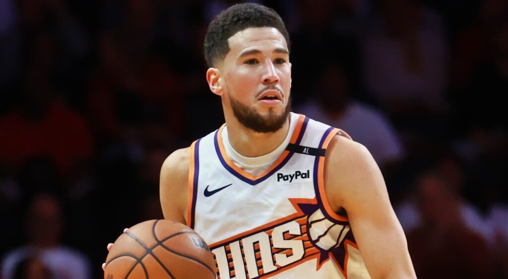 A former NBA All-Star suggested a strategy to help Devin Booker win a title